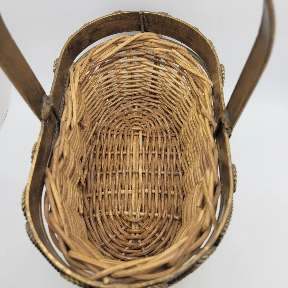 Vintage Wicker Basket Metal Rim‎ Handle Small Cottagecore Farmhouse Rustic Decor